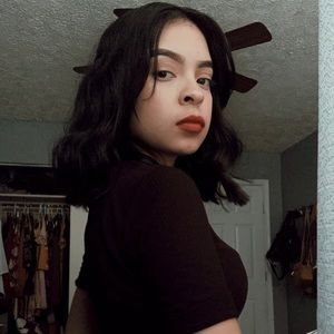 Meet your Posher, Noemi